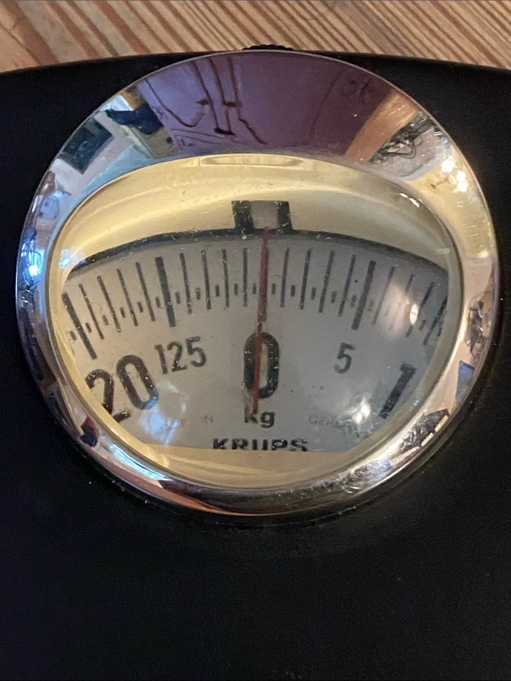 Vintage Krups MCM Germany Chrome & Faux Leather Analog kg Bathroom Scale